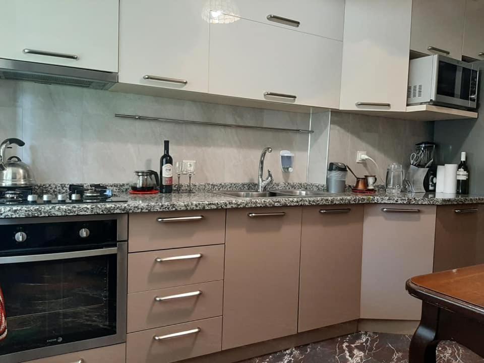 Apartment Жужуна باتومي المظهر الخارجي الصورة